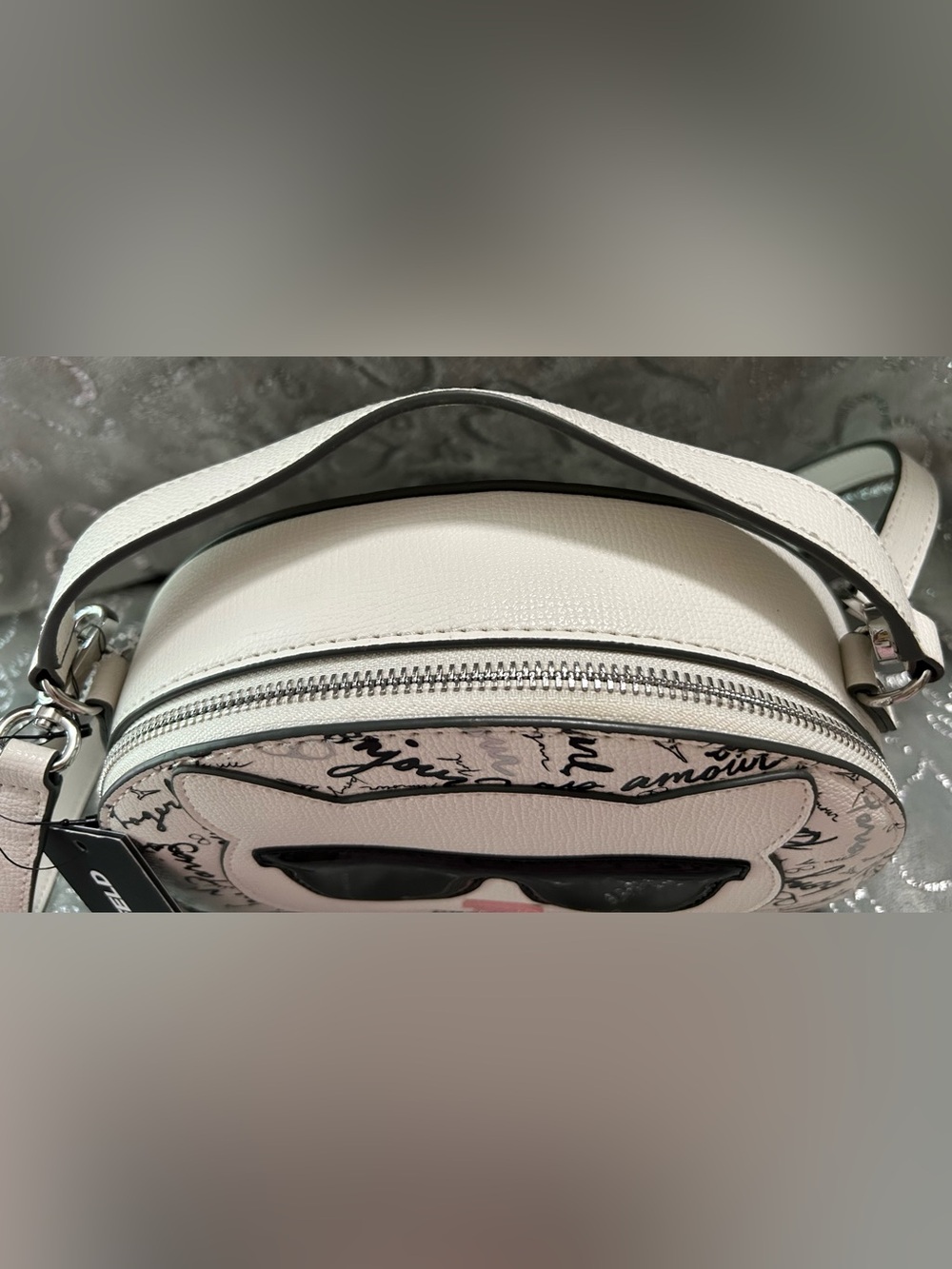 NWT Karl Lagerfeld, Mini, White, Crossbody Bag with Black Sunglasses & Pink Nose - Picture 3 of 11